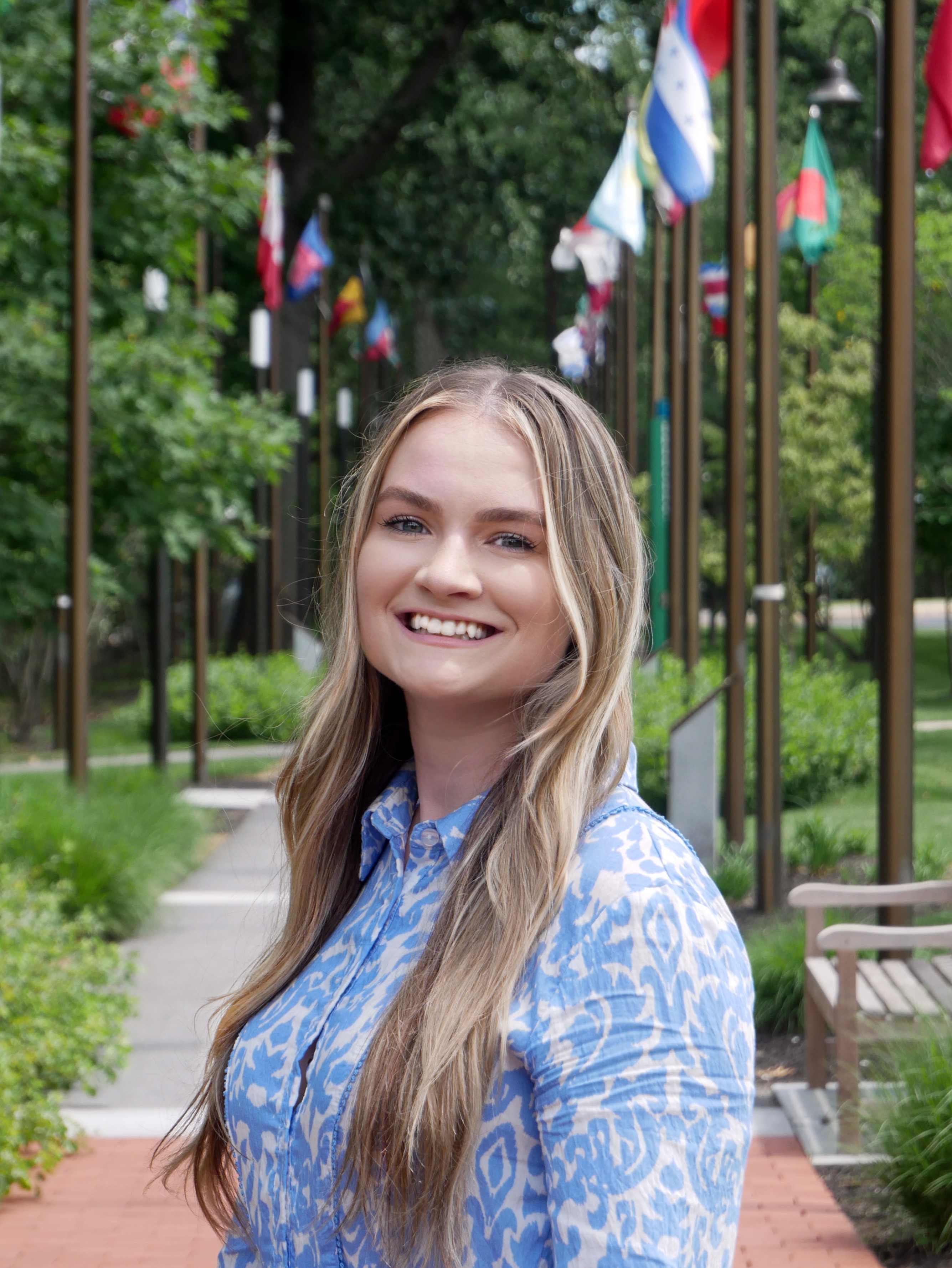 Karen Eaton Headshot
